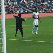 julián carranza scoring a goal